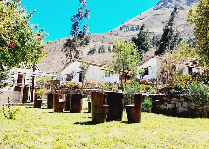 Sagrada Tierra Sacred Valley Hotel *