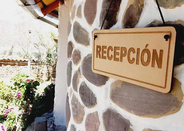 Sagrada Tierra Sacred Valley Hotel *